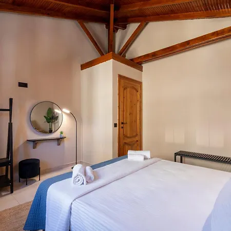 Loft From Above Néos Marmarás